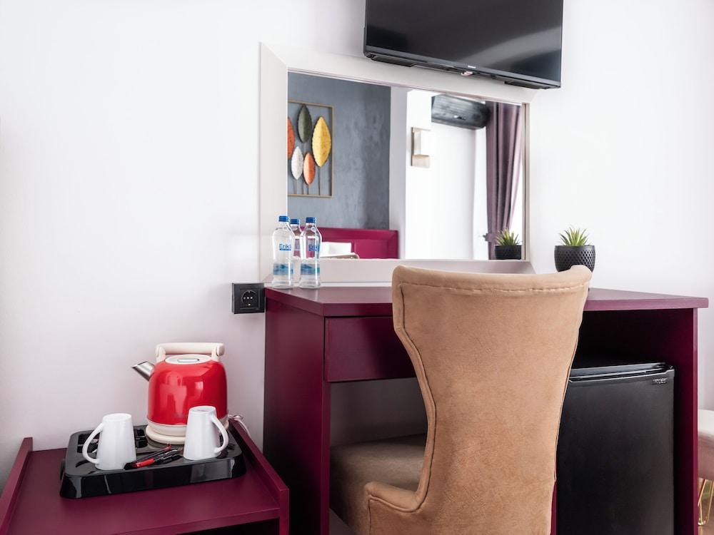 Perazre Hotel Room Type - Triple Room Perazre Hotel Room Type - Triple Room