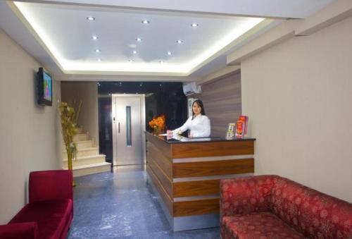 Laleli Emin Hotel - Tap to explore photos
