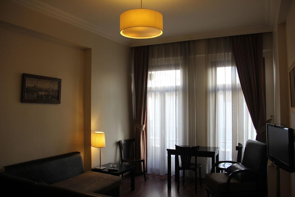 Taksim House Suites - Tap to explore photos