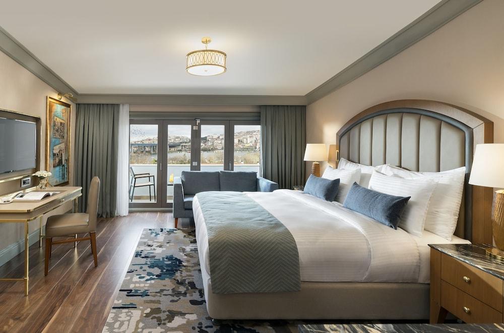 Millennium Istanbul Golden Horn Room Type - Executive Suite, 1 King Bed