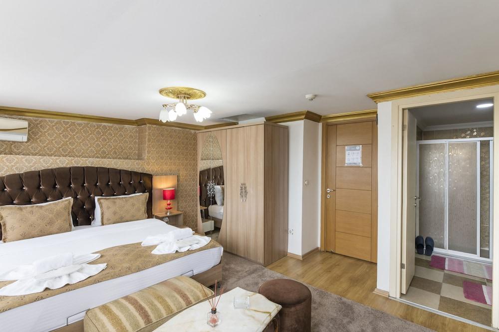 Punto Suite Room Type - Grand Studio Suite