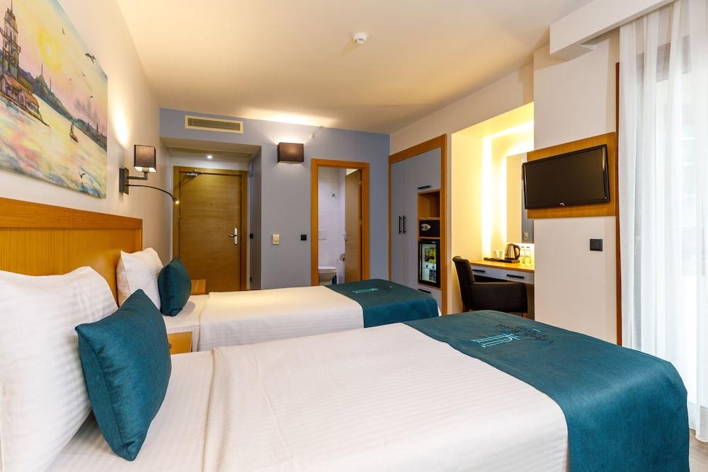 Urban Hotel Bomonti Room Type - Standard Twin Room