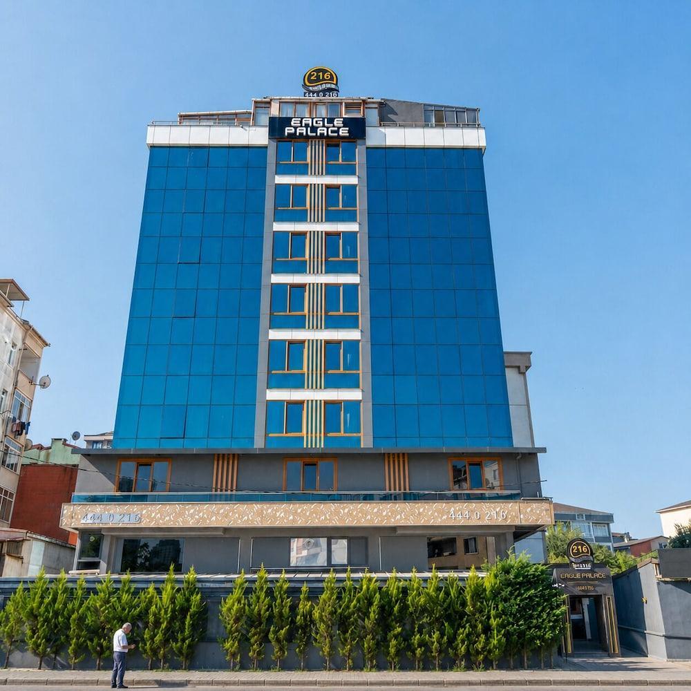 216 Eagle Palace Suite