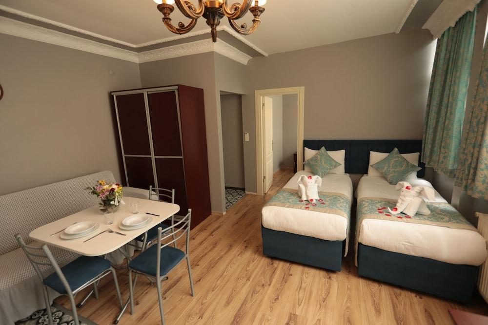 White Pearl Apart Room Type - Family Room (Superior)