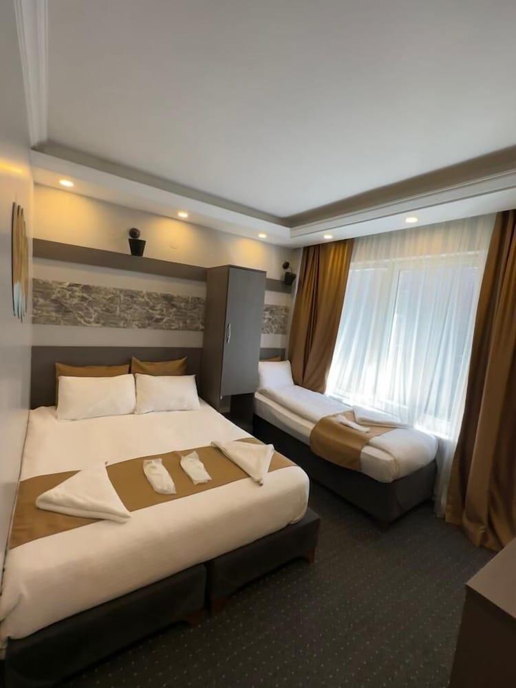 Moonlight Hotel Taksim Room Type - Comfort Triple Room