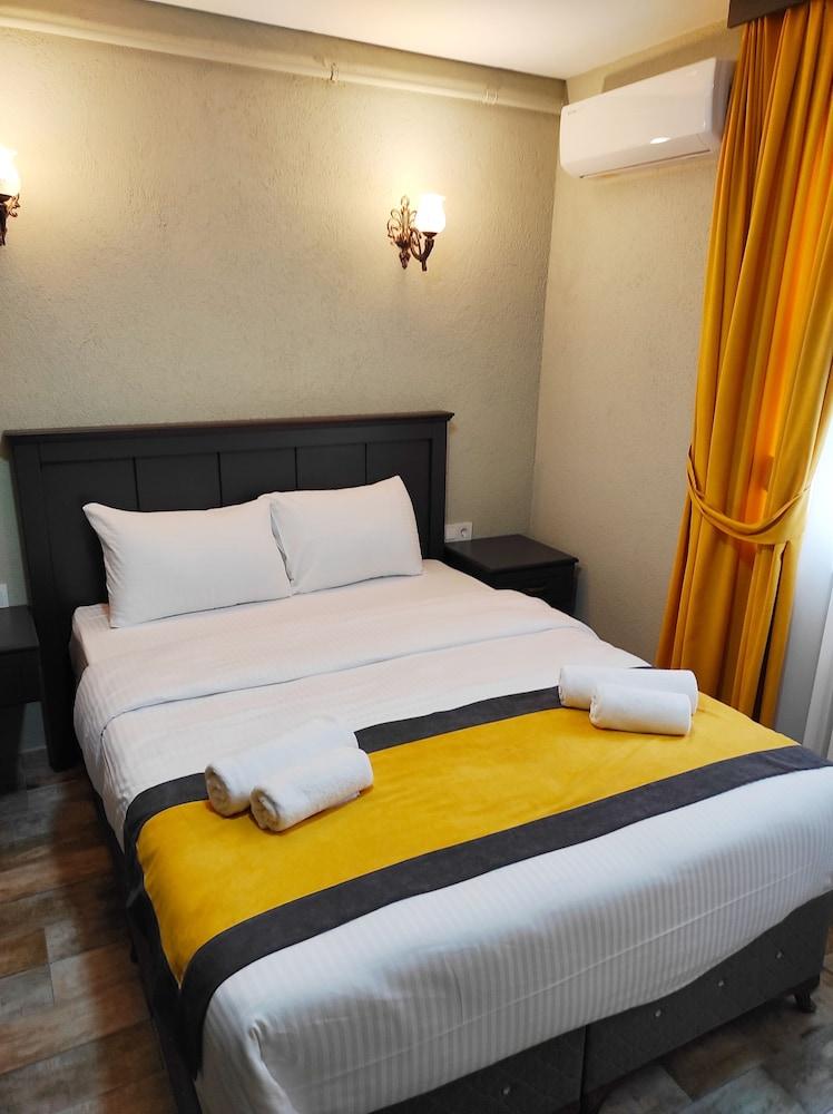 Lebon Hotel Old City Room Type - Deluxe Room