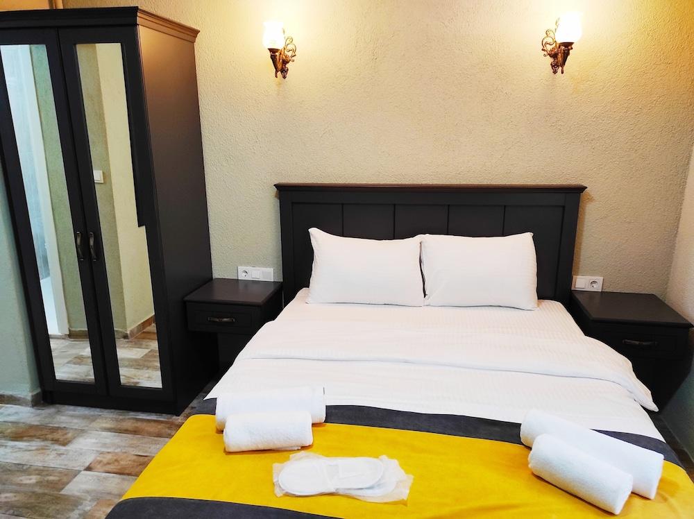 Lebon Hotel Old City - Tap to explore photos