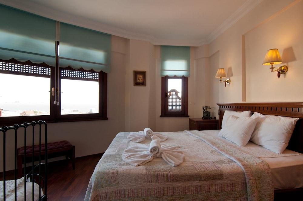 Emine Sultan Hotel Room Type - Triple Room, Sea View Emine Sultan Hotel Room Type - Triple Room, Sea View