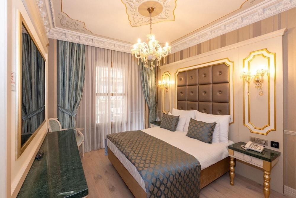 Meserret Palace Hotel Room Type - Deluxe Double or Twin Room Meserret Palace Hotel Room Type - Deluxe Double or Twin Room