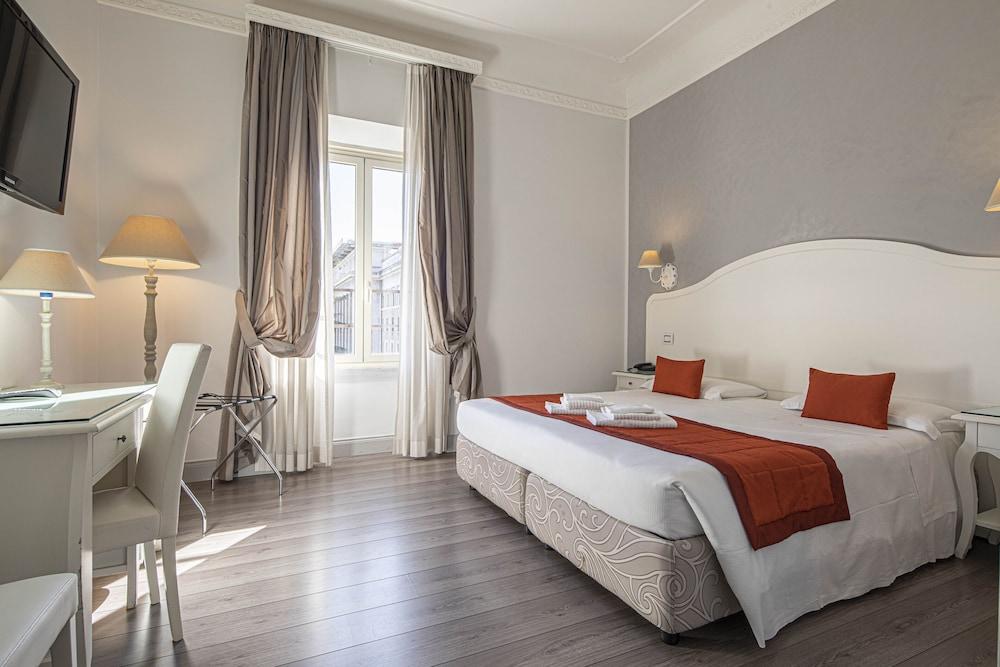 Suite Castrense Room Type - Standard Double or Twin Room