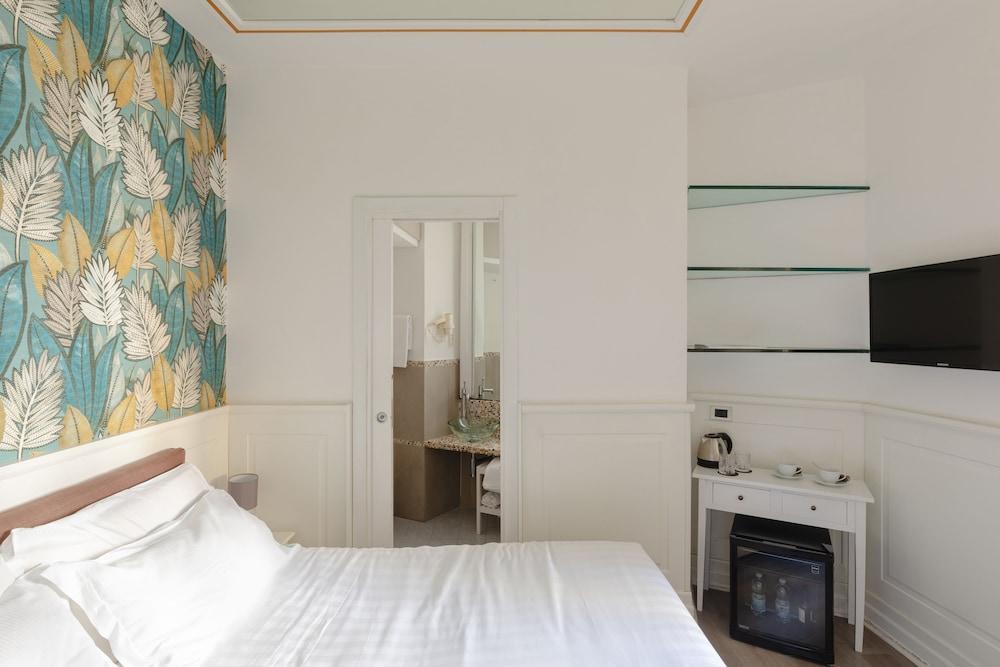 Relais Roma Centro Room Type - Superior Double Room