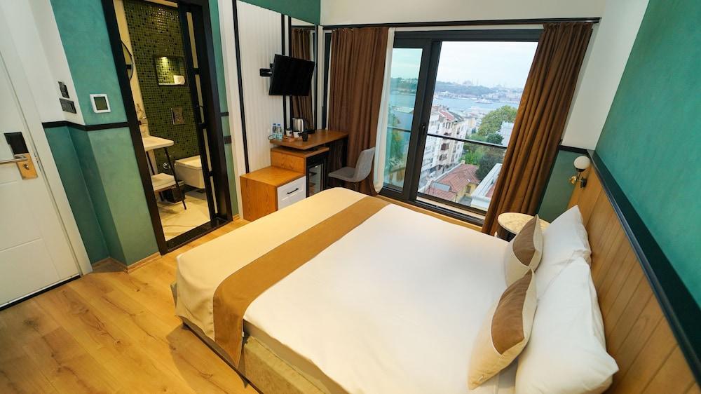 Fragments Hotel Room Type - Standard Double Room, Sea View