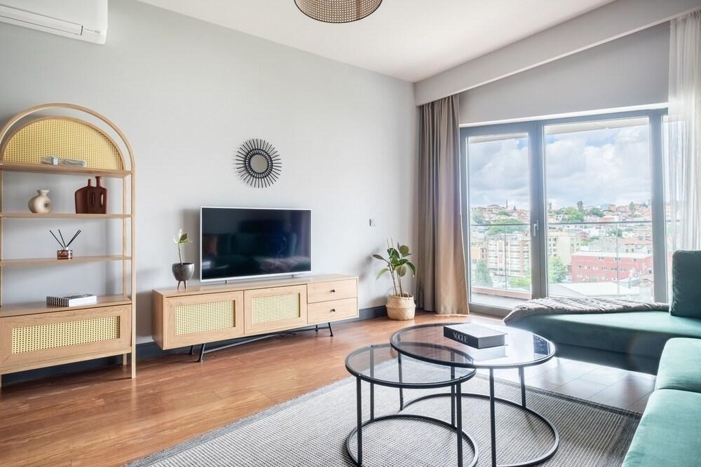 Benesta Residence By Newinn Room Type - Deluxe Apartment, 1 Bedroom