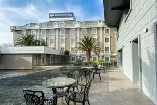 Eresin Hotels Express - Tap to explore photos