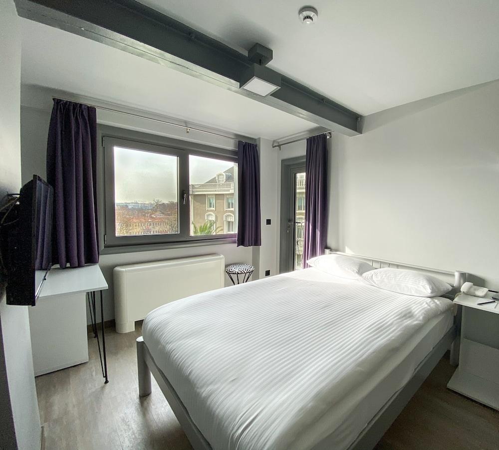 Eresin Hotels Express Room Type - Deluxe Double Room