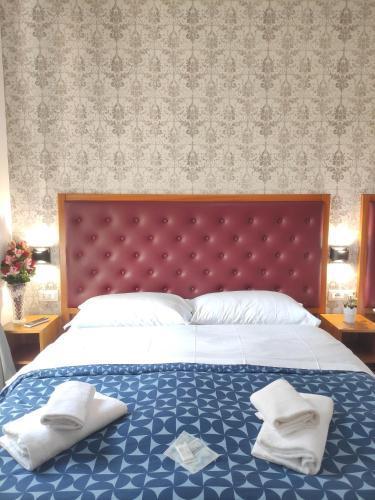 A&C Much More II Room Type - Triple Room with Bathroom