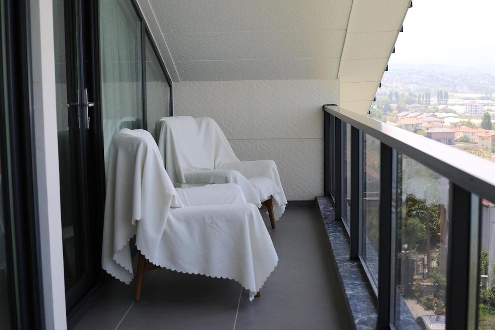 Taksim Elysium Residence CTS - Tap to explore photos
