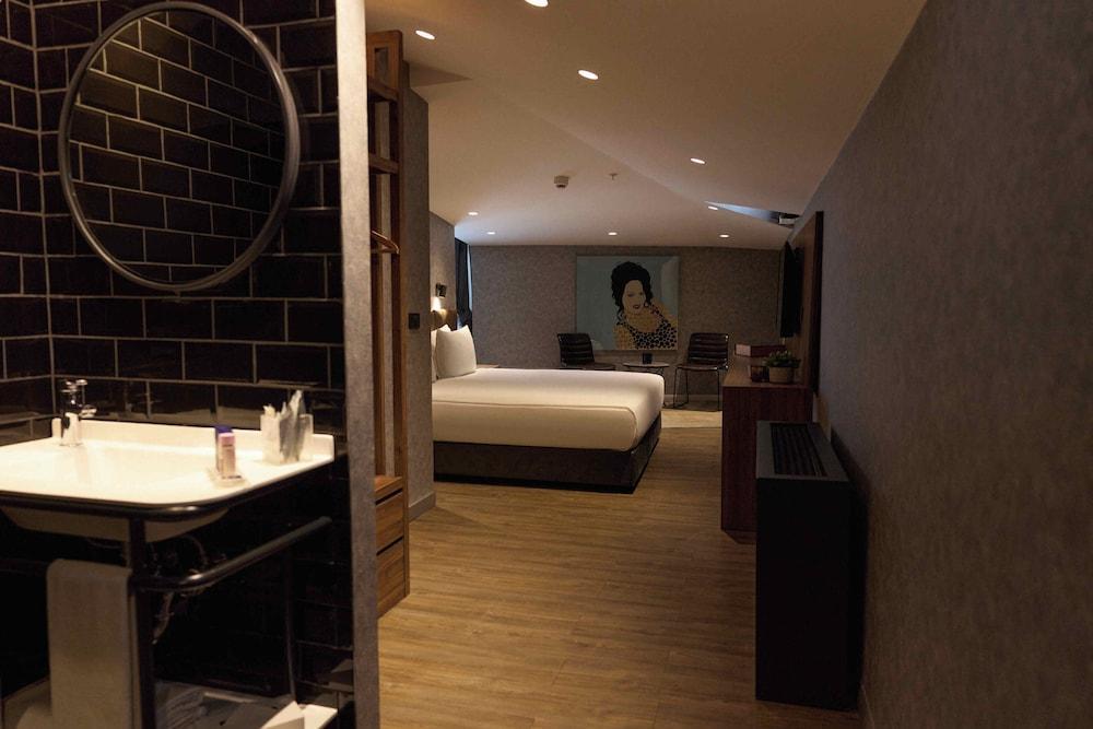 Avantagarde Hotel Sisli - Tap to explore photos