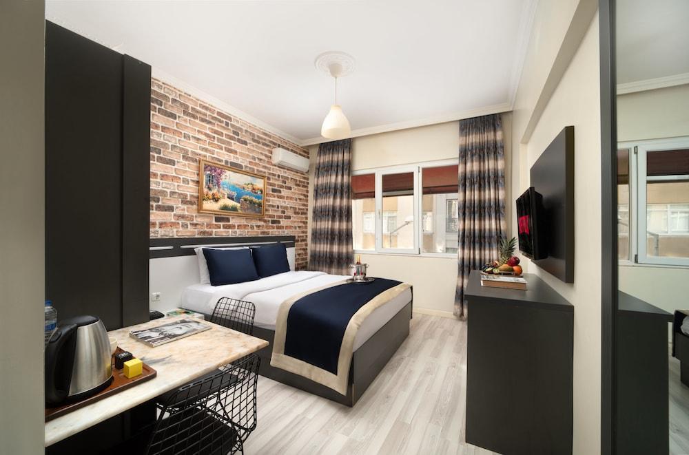Istanbul Hotel & Suites Room Type - Comfort Room