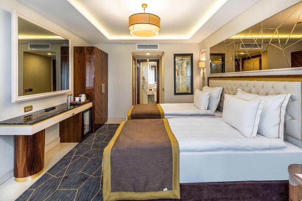 Beethoven Senfoni Hotel Room Type - Deluxe Double or Twin Room