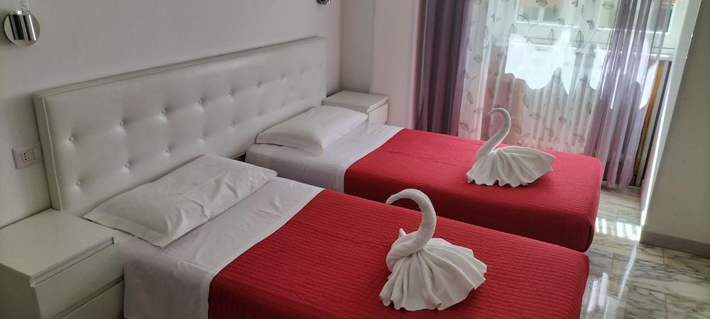 Domus Vatican Holidays Room Type - Standard Twin Room