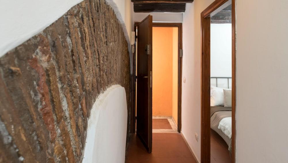 Arco in Pantheon Apartments - Tap to explore photos