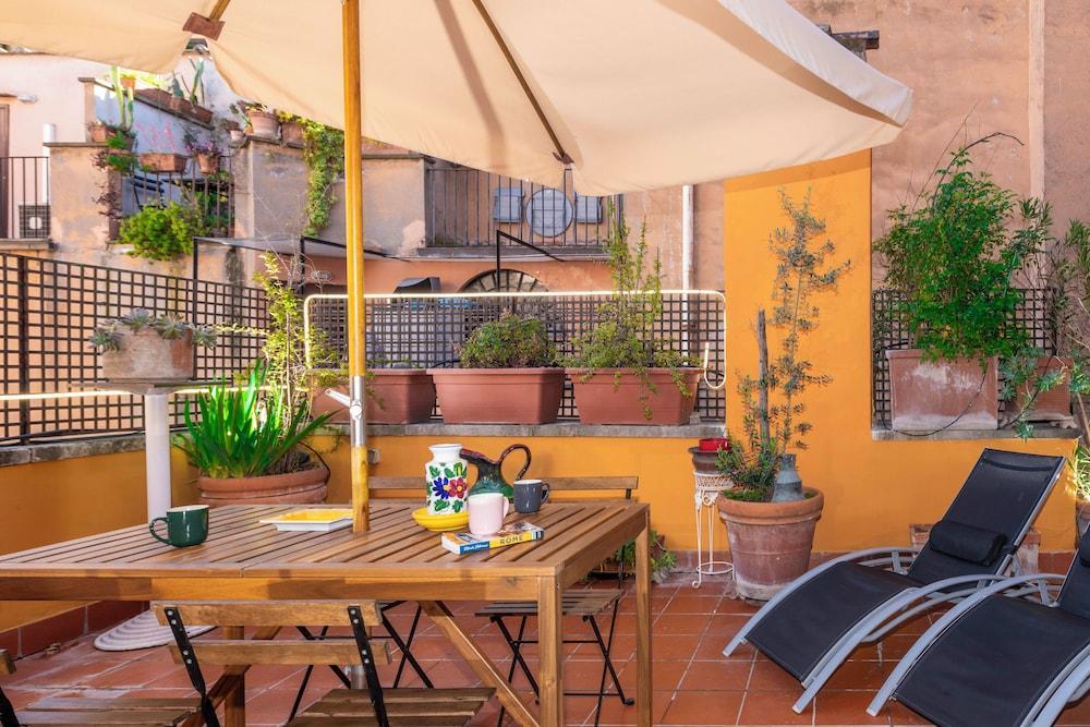 Arco in Pantheon Apartments Room Type - Apartment, 1 Bedroom, Terrace