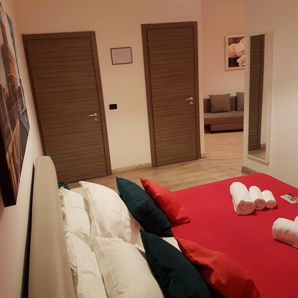 Borgo Vaticano Guest House - Tap to explore photos