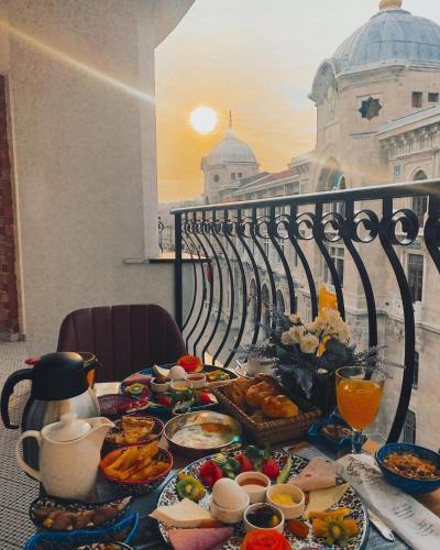 Grand Sirkeci Hotel Room Type - Suite with Balcony