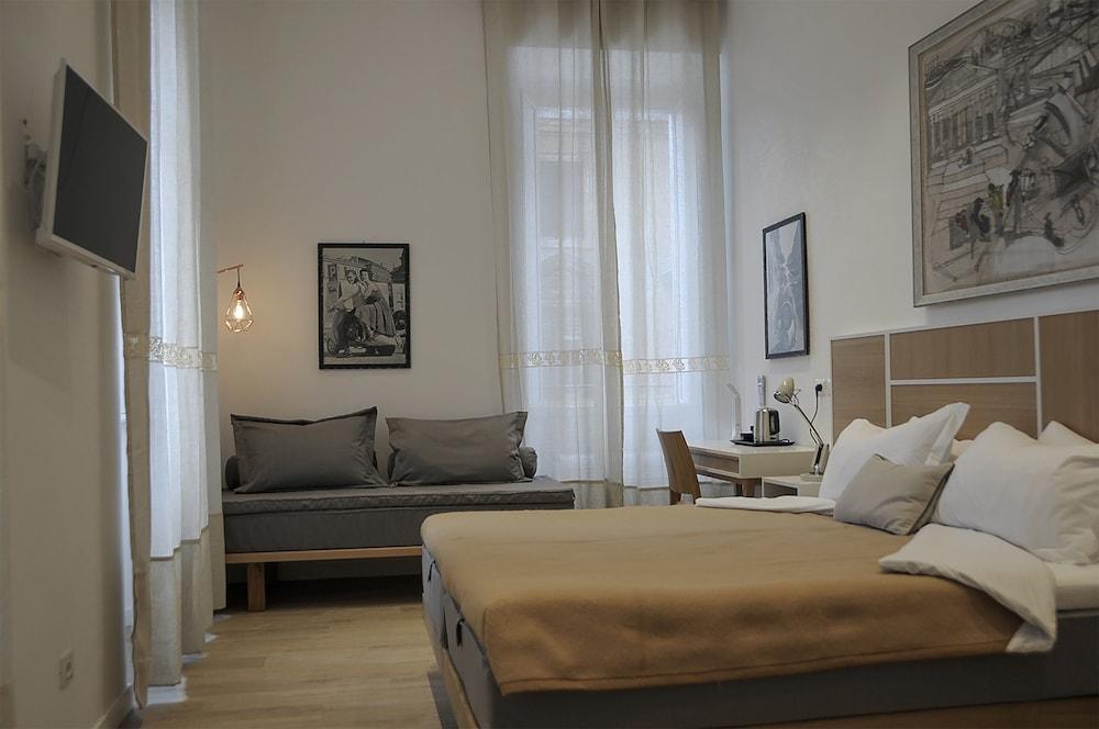 Roma Vespahouse Room Type - Triple Room (#3 Faro Basso) Roma Vespahouse Room Type - Triple Room (#3 Faro Basso)