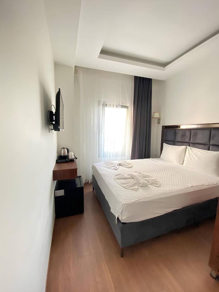 Violin Boutique Hotel Room Type - Economy Double Room