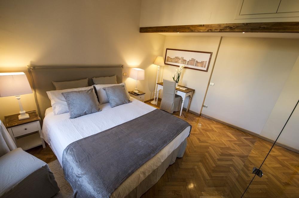 Bed & Breakfast A Casa di Lia a Roma - Tap to explore photos