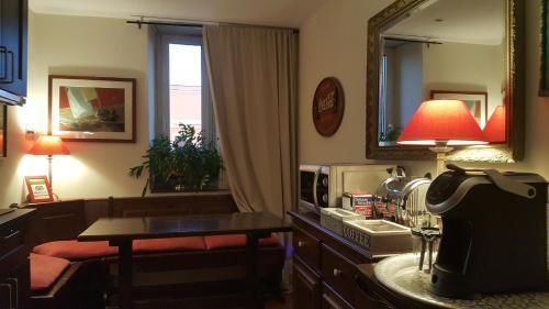 Bed & Breakfast A Casa di Lia a Roma - Tap to explore photos