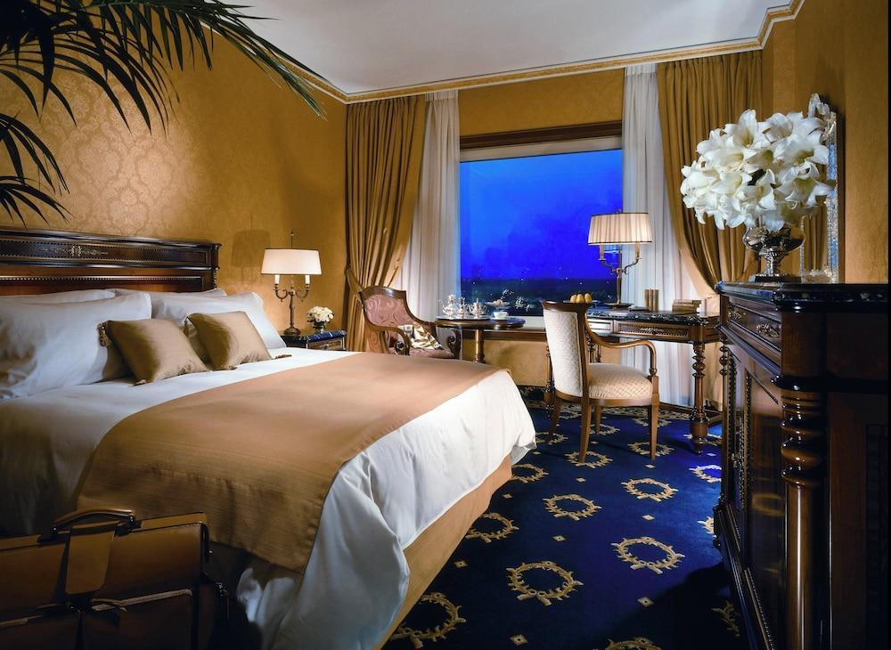 Rome Marriott Park Hotel Room Type - Deluxe Room, 1 King Bed