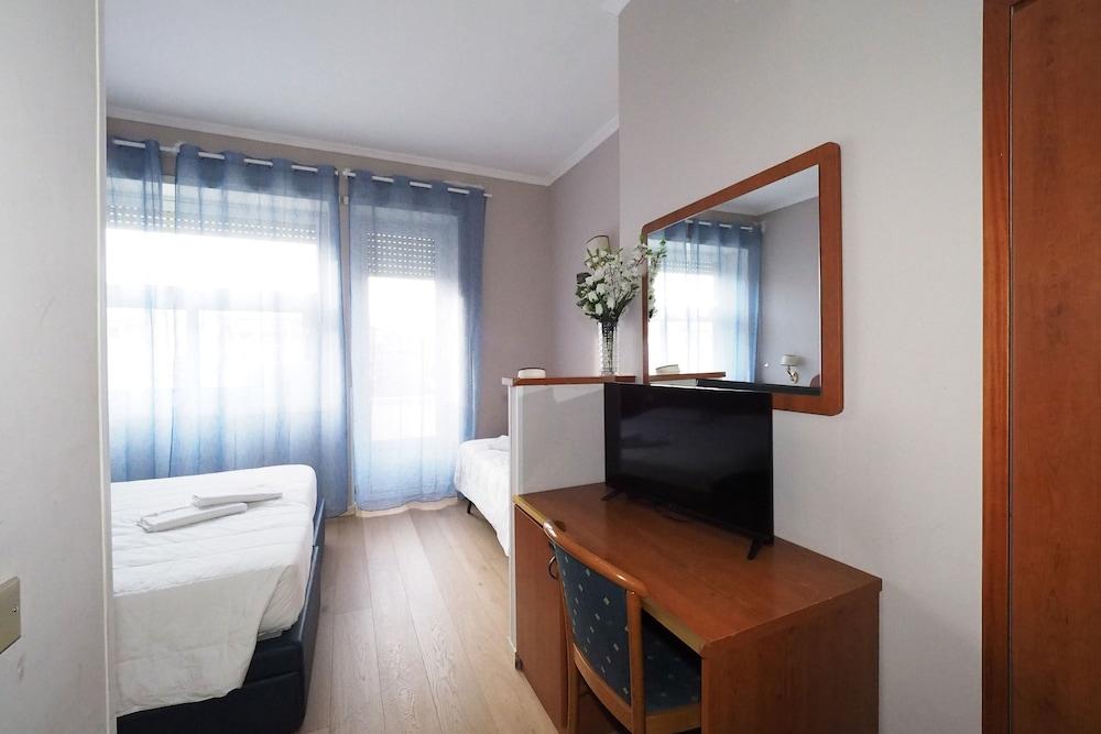 Hotel Laura Room Type - Triple Room