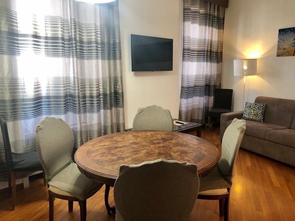 Rihanna Sweet Apartment - Tap to explore photos