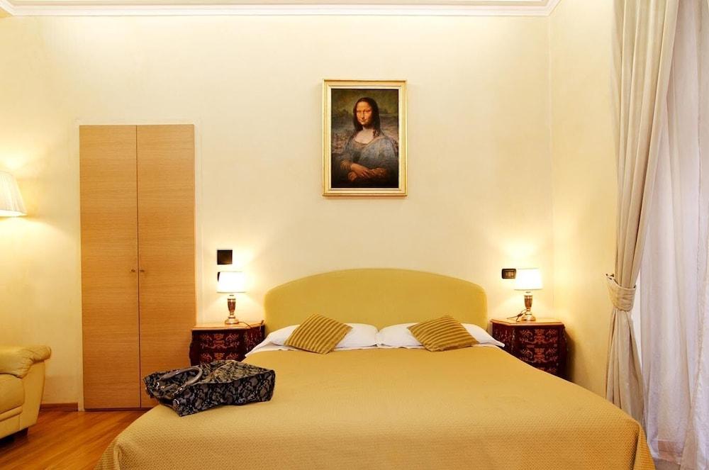 Cenci Bed & Breakfast - Tap to explore photos