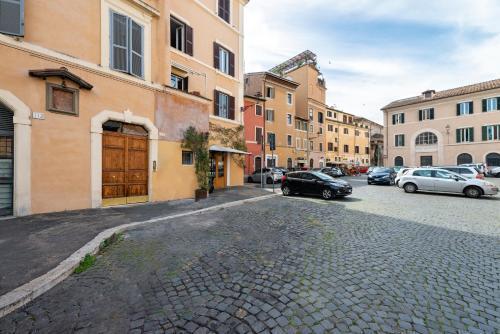Giuditta in Trastevere - Tap to explore photos