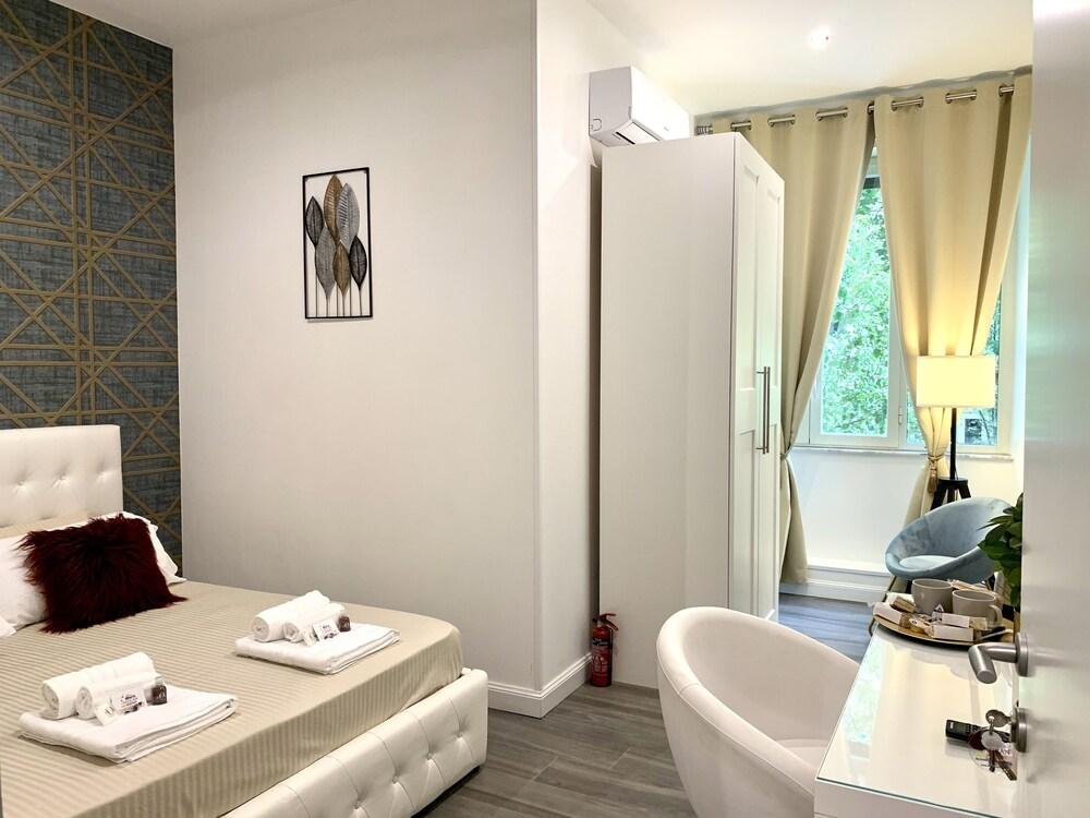 4VaticanRooms Room Type - Comfort Double Room