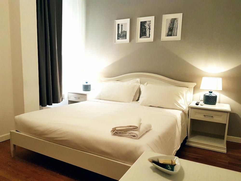 MORE Cola di Rienzo B&B Room Type - Premium Double Room, Ensuite (Camera Matrimoniale)