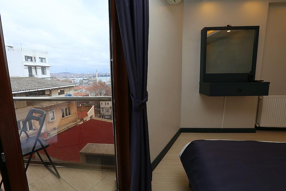 Galata King Suites - Tap to explore photos