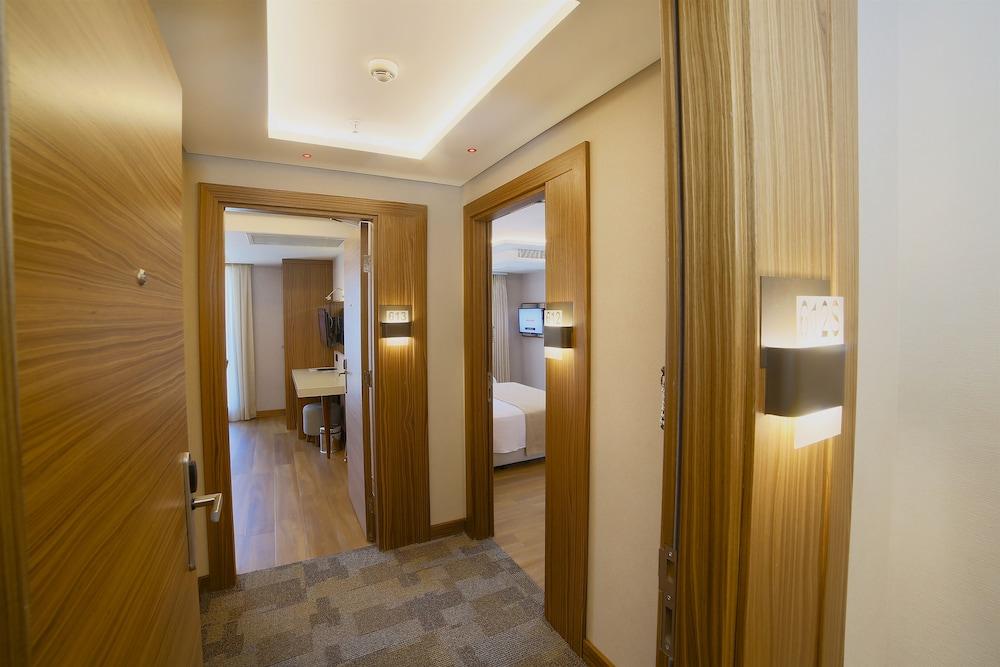 Erboy Hotel Room Type - Family Room