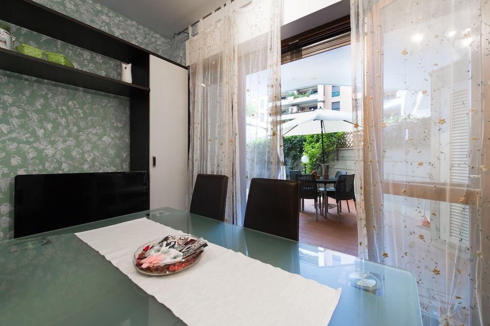Domus Al Parco Guest House Room Type - Comfort Room, 1 Bedroom Domus Al Parco Guest House Room Type - Comfort Room, 1 Bedroom