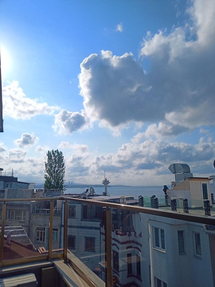 Maritime Hotel Istanbul Room Type - Deluxe Triple Room, Balcony, Sea View Maritime Hotel Istanbul Room Type - Deluxe Triple Room, Balcony, Sea View