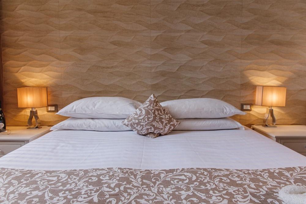 My Spanishsteps Room Type - Deluxe Double Room