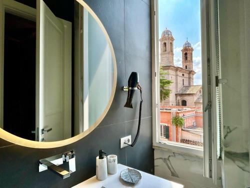 Private Luxury Suites Room Type - Standard Double Room