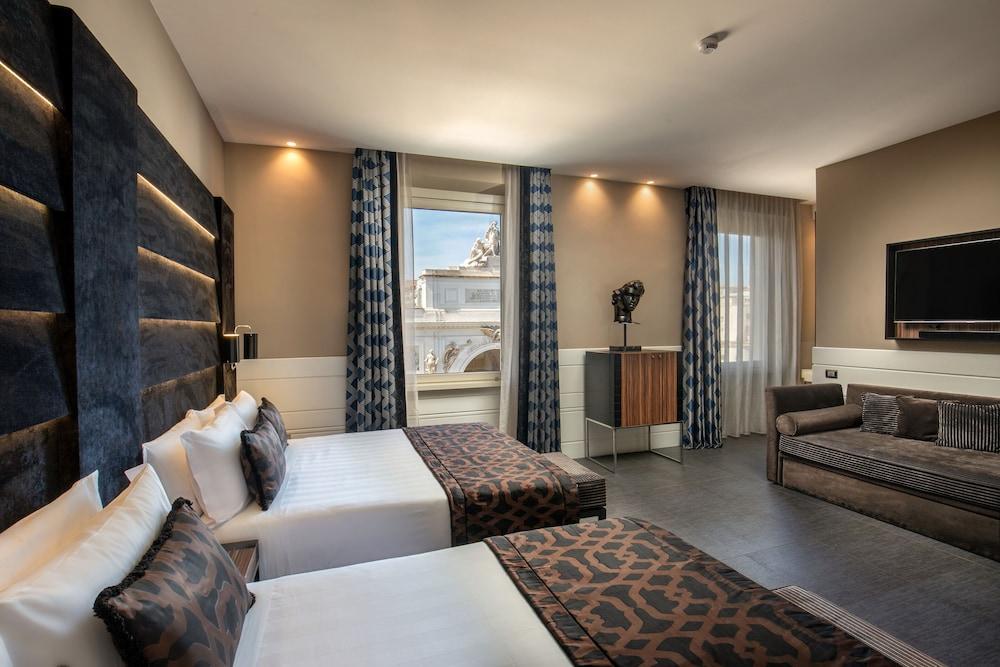 The Glam Hotel Room Type - Open Suite 2 Double Beds