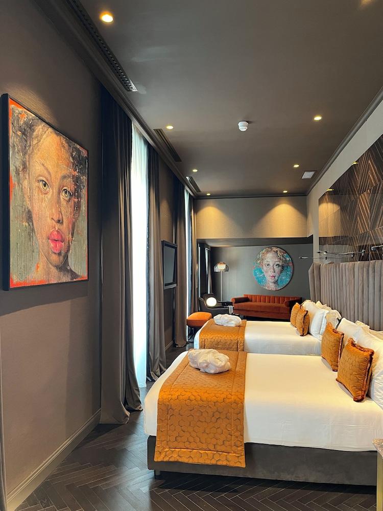 U-Visionary Roma Hotel Room Type - Signature Suite, 1 Bedroom