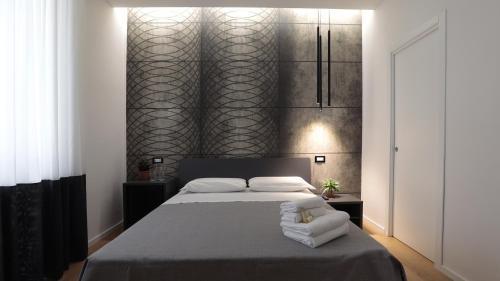 Suite Inn Rome - Tap to explore photos
