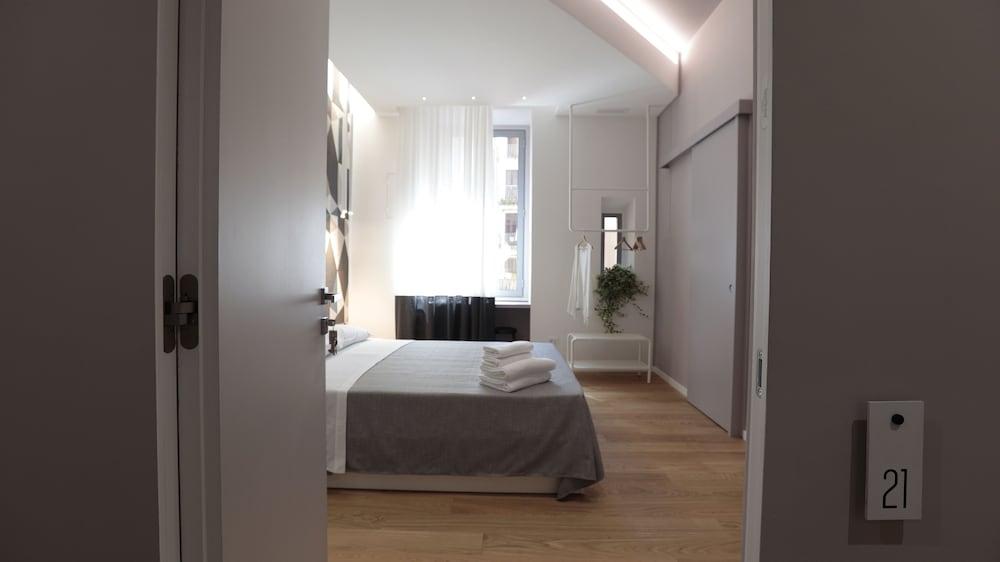 Suite Inn Rome - Tap to explore photos